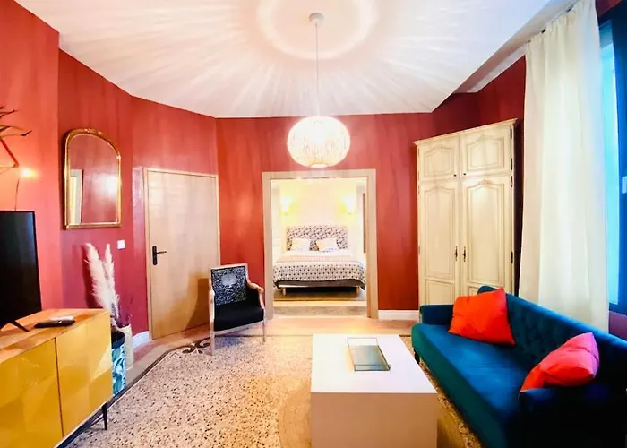 La 2 Pieces Lit Queen Size Entree Privee Nîmes